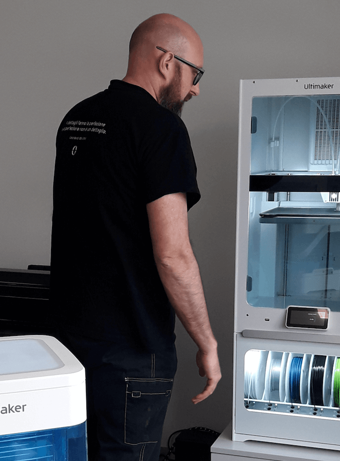 <div class="metafield-rich_text_field"><p>"With 3D printing [jigs and fixtures], we could follow exactly the shape of the part that we want... We haven’t found an application we couldn’t print with UltiMaker S8"</p></div>
