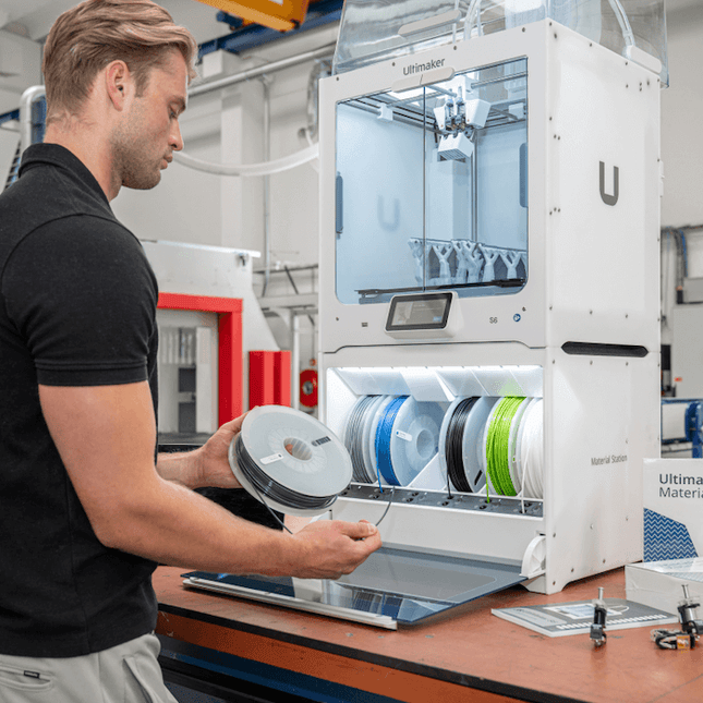 Ultimaker Material Station